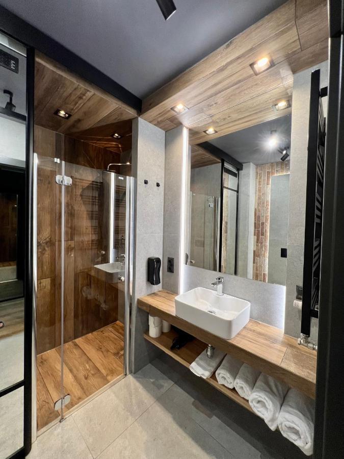 Loft Klonowa - Apartament Z Garazem Кельце Екстер'єр фото