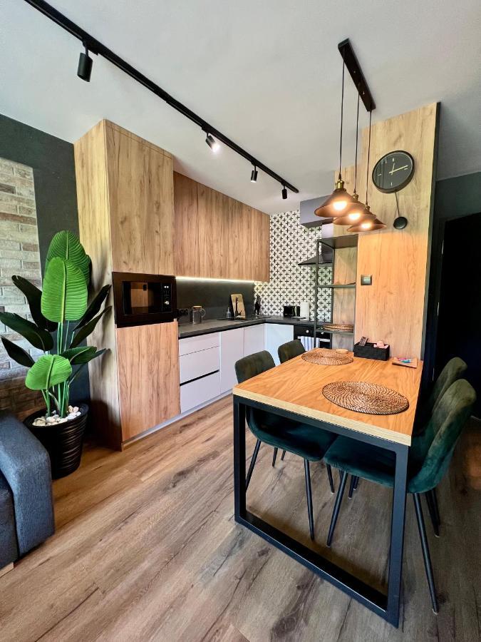 Loft Klonowa - Apartament Z Garazem Кельце Екстер'єр фото