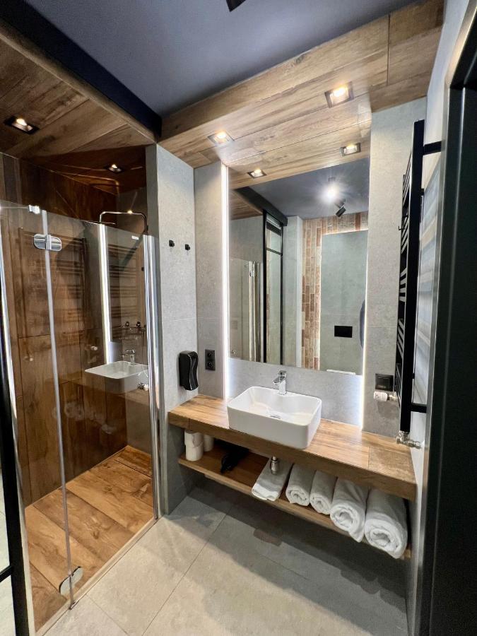 Loft Klonowa - Apartament Z Garazem Кельце Екстер'єр фото
